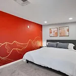 12 Minutes From Downtown Phoenix - 1 Bedroom